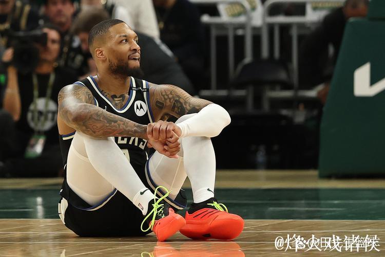 太阳惨遭步行者4连败 利拉德状态低迷雄鹿负开拓者